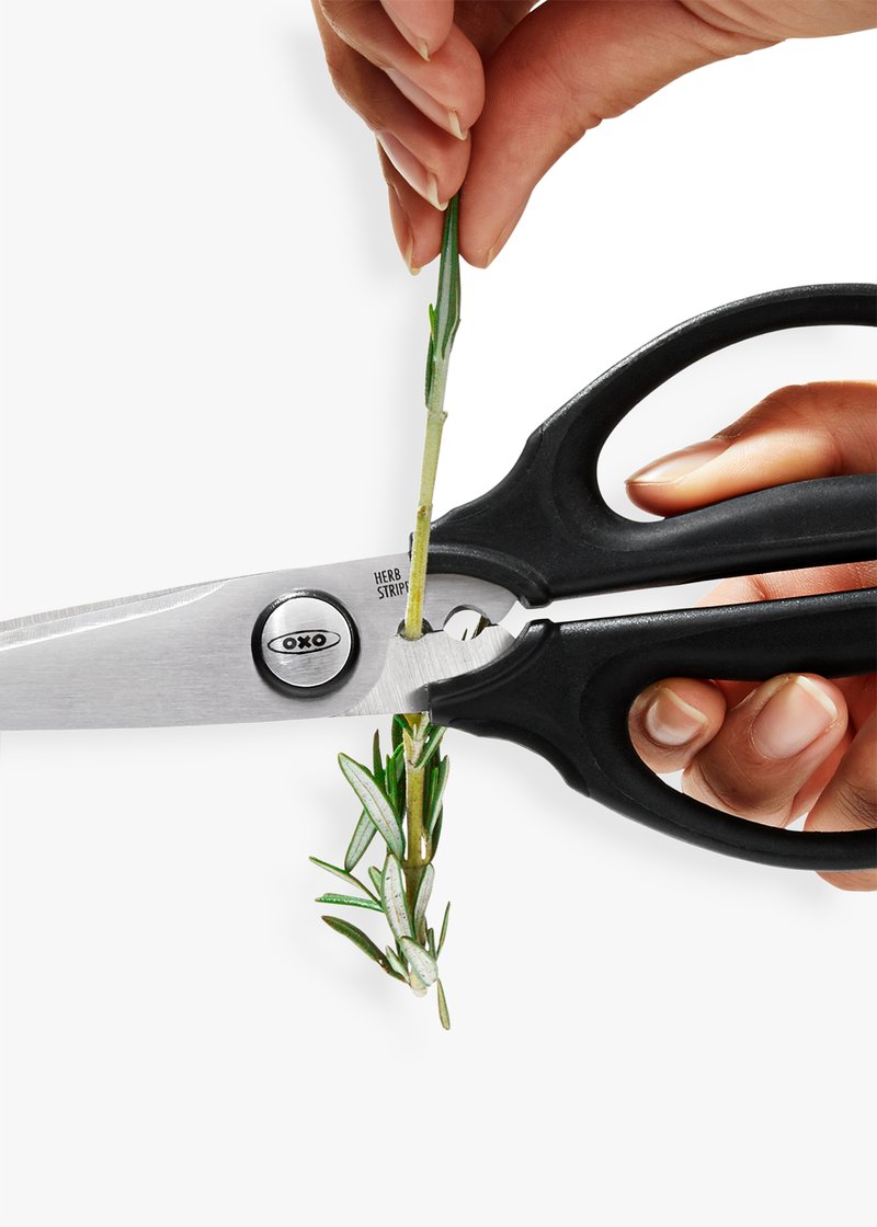 https://adamsdc.co.za/wp-content/uploads/2023/06/OXO-Good-Grips-Kitchen-and-Herb-Scissors-X-BLACK-506397488-detail4.jpg